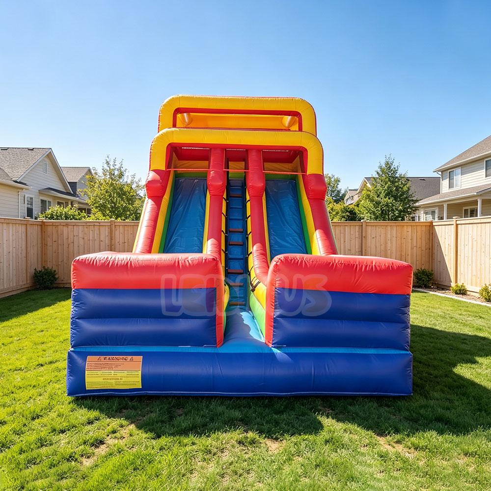 Water Slide Inflatable - قلعة قفز قابلة للنفخ للأطفال باللونين