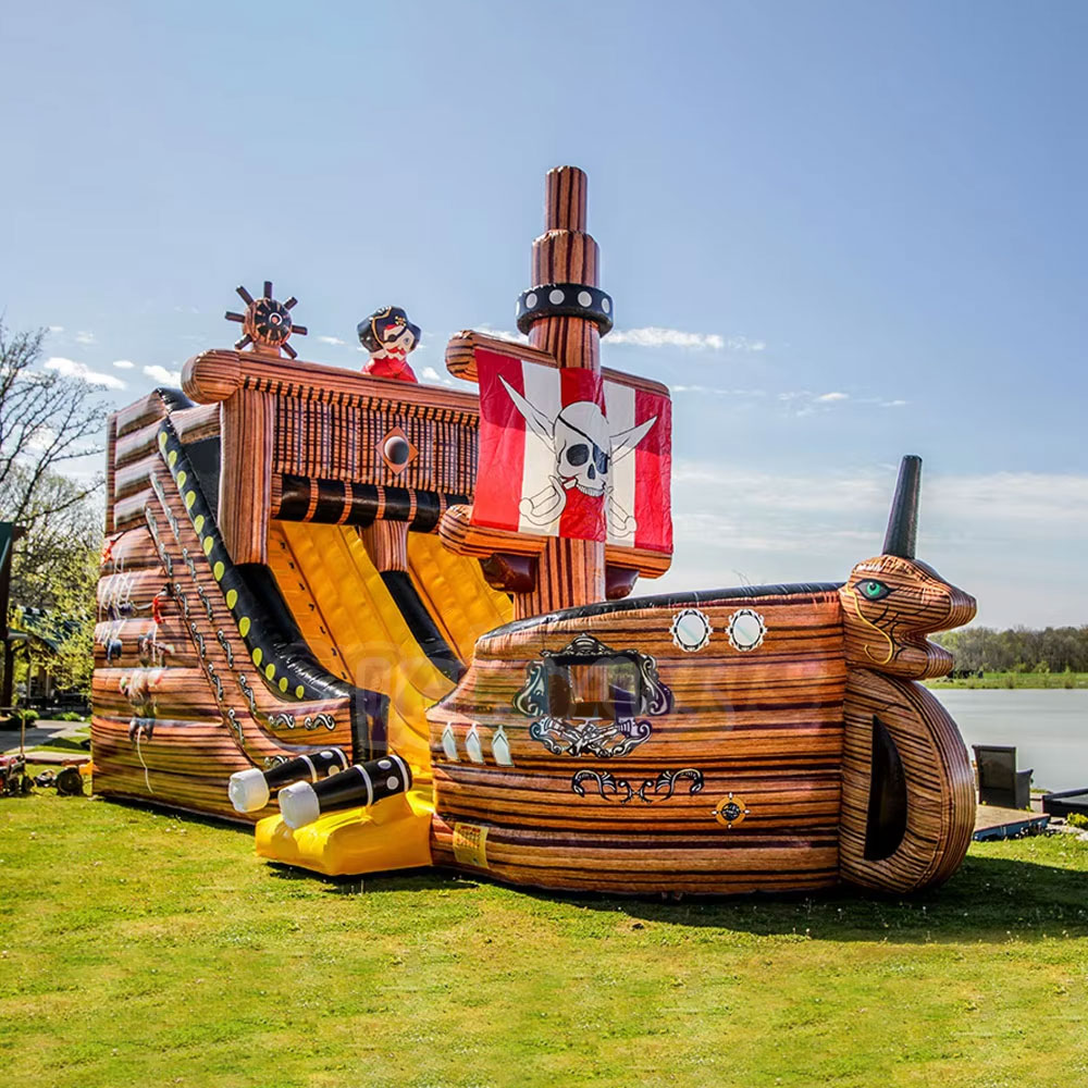 Water Slide Inflatable - زحليقة مائية على شكل سفينة قراصنة